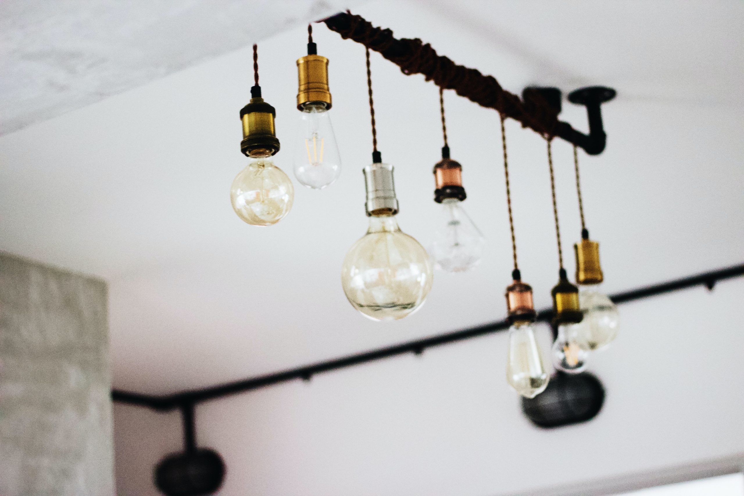 Read more about the article The Best Lighting for Your Living Room