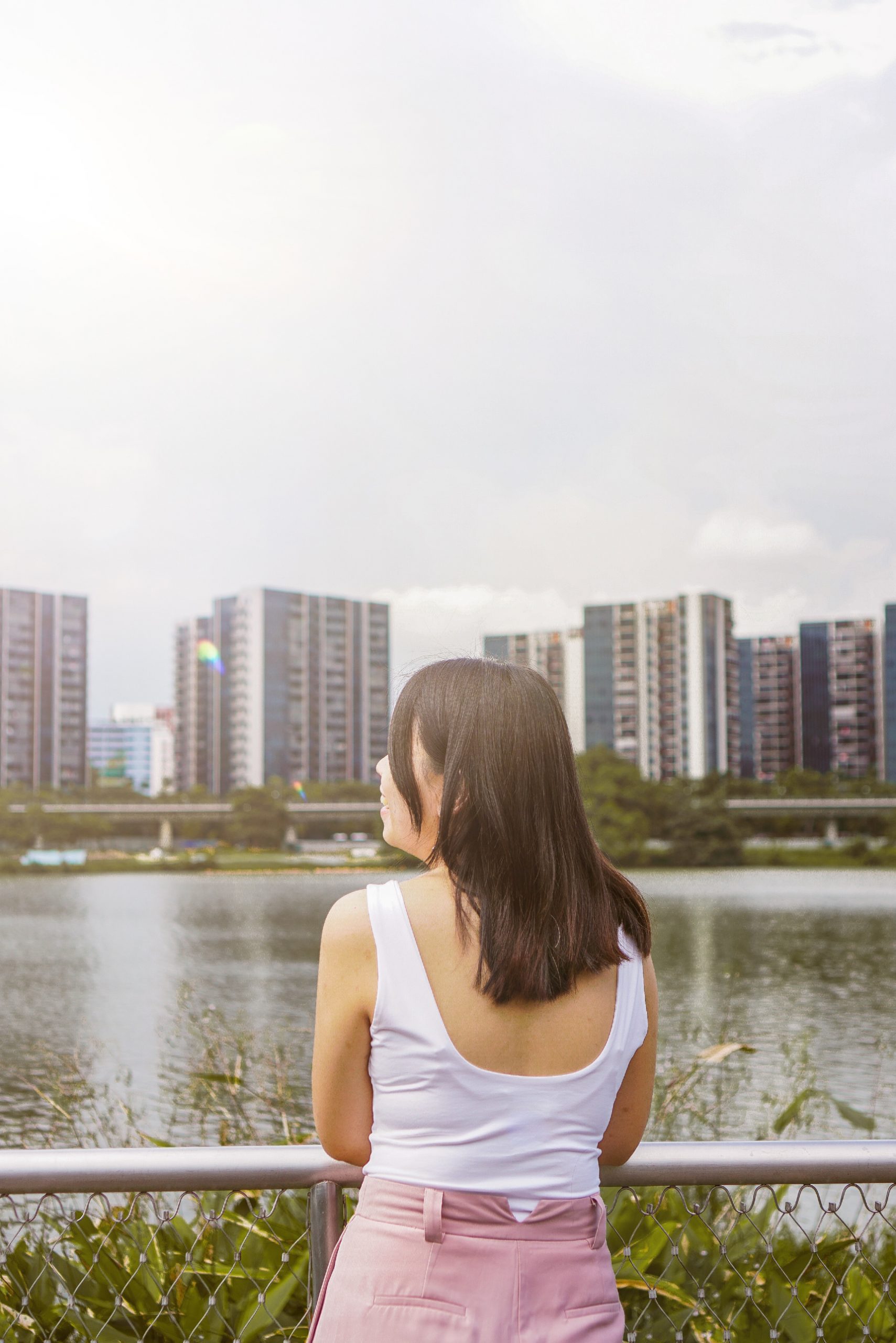 Eunice enjoying view of Jurong Lake