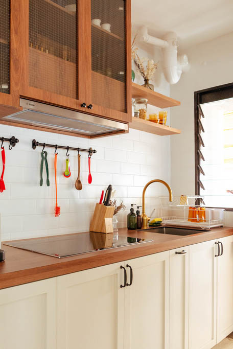Sink area of Japanese inspired woody home at Tampines