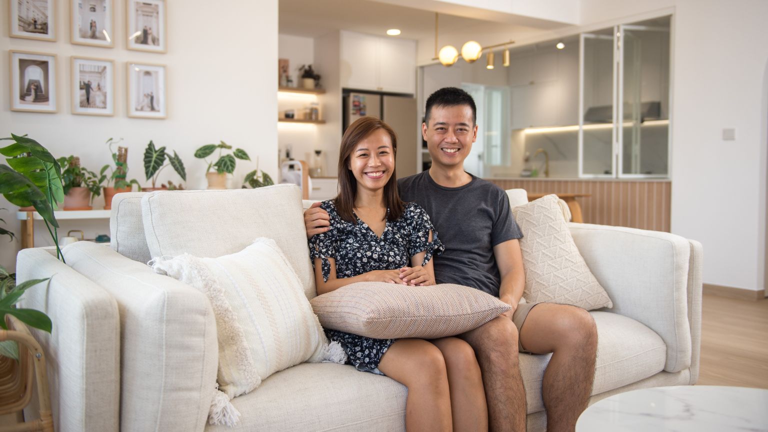 Read more about the article Home Tours: A Hygge Haven for Minimalists